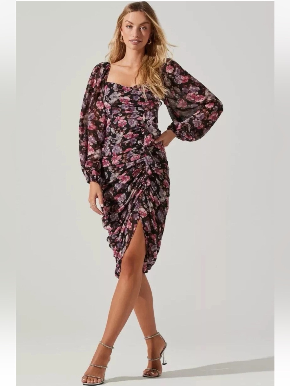 ASTR The Label Athens Ruched Floral Dress Size Small Black pink Long Sleeve NWOT
